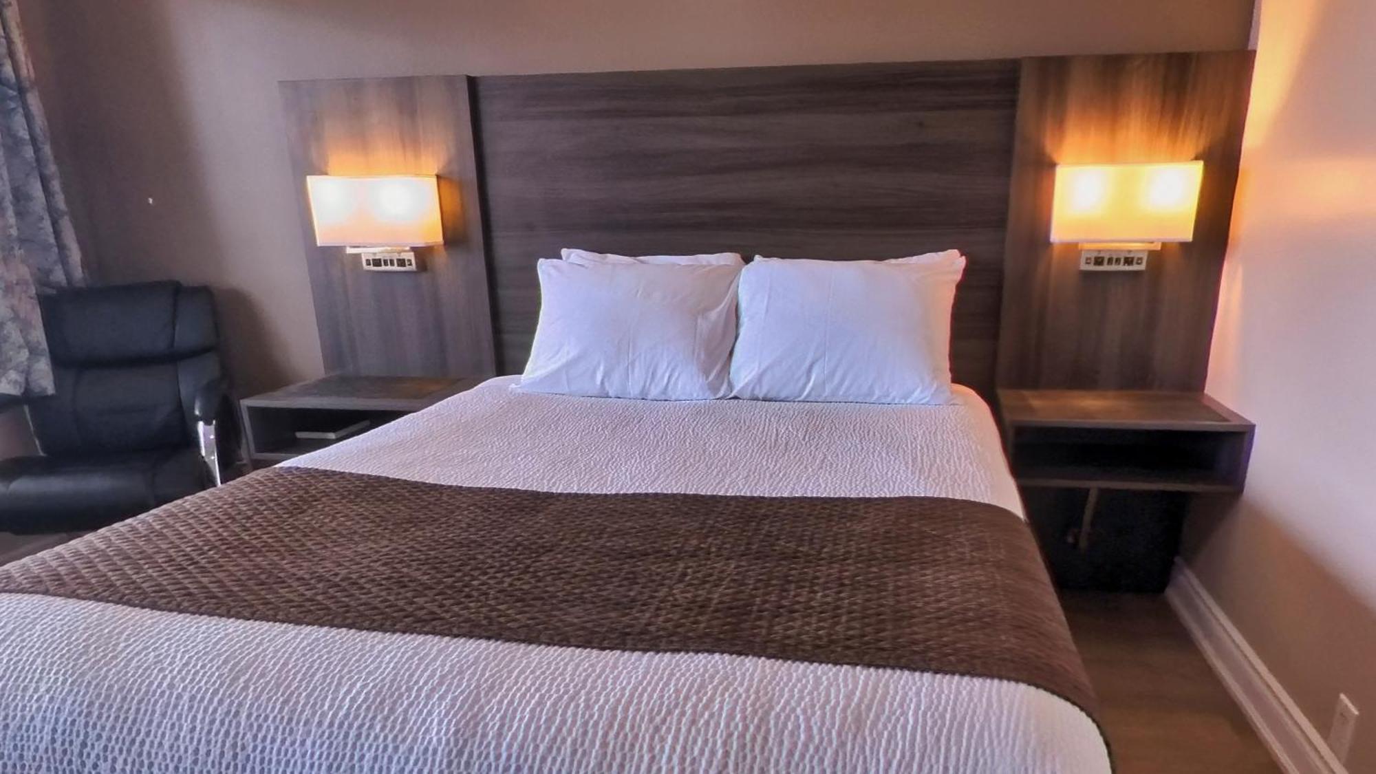Maple Leaf Inn & Suites Kincardine Zewnętrze zdjęcie