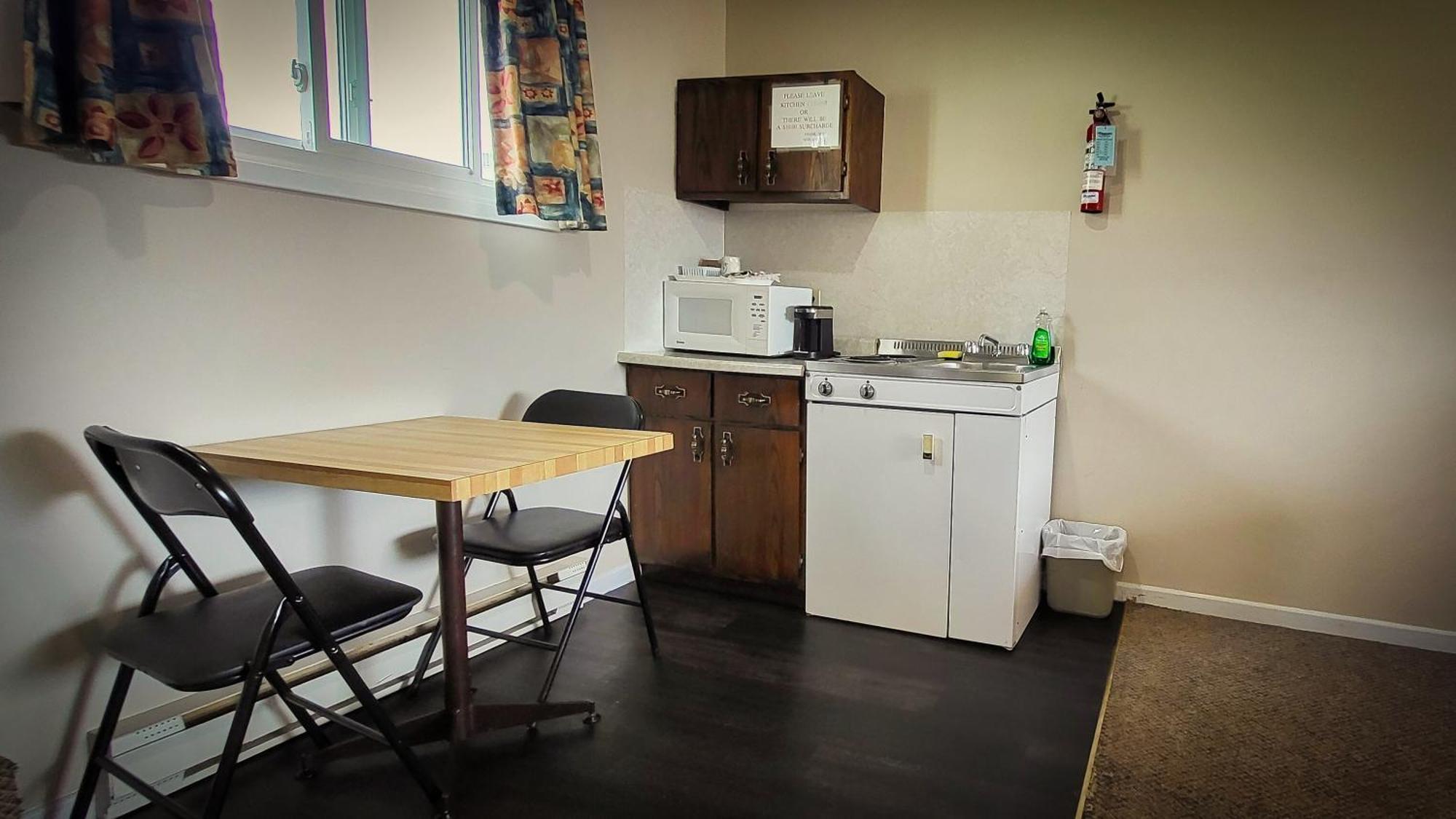 Maple Leaf Inn & Suites Kincardine Zewnętrze zdjęcie